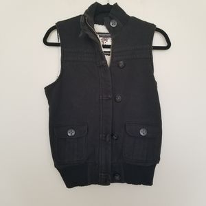 Old Navy black sweatshirt sherpa lined vest M